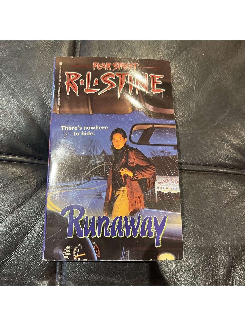 R.L Stine Fear Street Runaway paperback ya horror series 1st Print